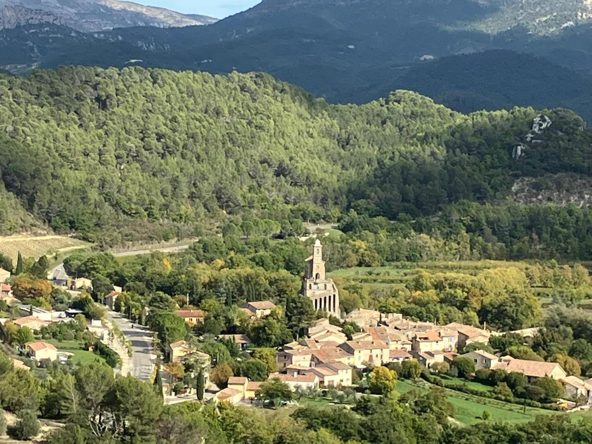 Vila La Clairiere Pierrelongue Exteriér fotografie