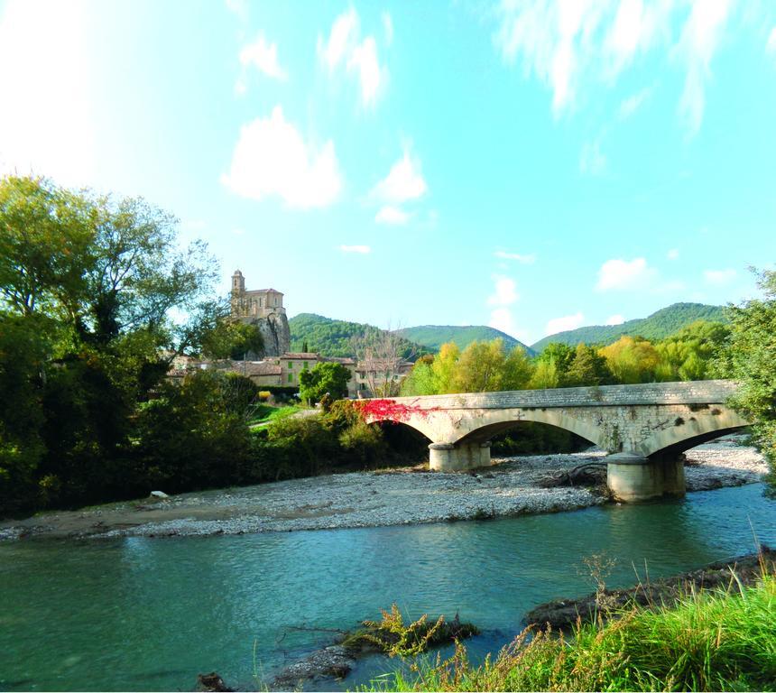 Vila La Clairiere Pierrelongue Exteriér fotografie