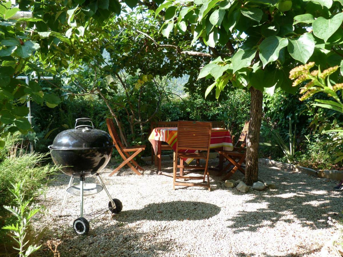 Vila La Clairiere Pierrelongue Exteriér fotografie